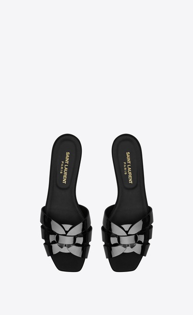 tribute sandale plate en cuir verni